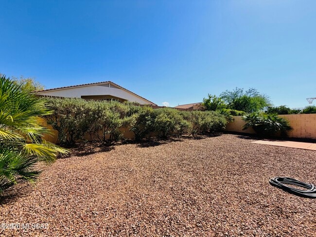 Building Photo - 8980 E Marci Lynne Way