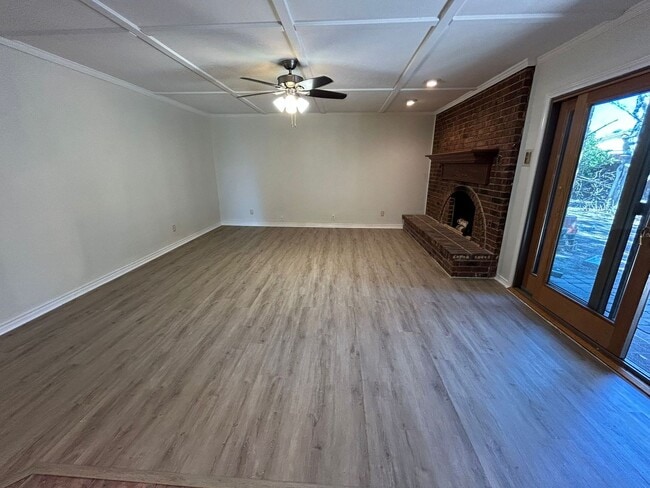 Building Photo - 1801 Haymeadow