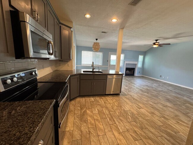 Building Photo - 3306 Levy Ln