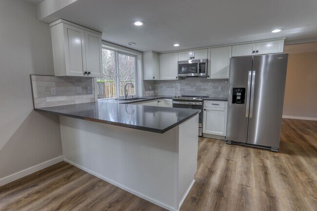 Building Photo - Spacious Camas Home Near Parks, Dining & Shopping