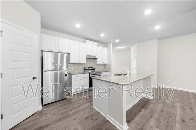 Building Photo - 200 Vickery Ln