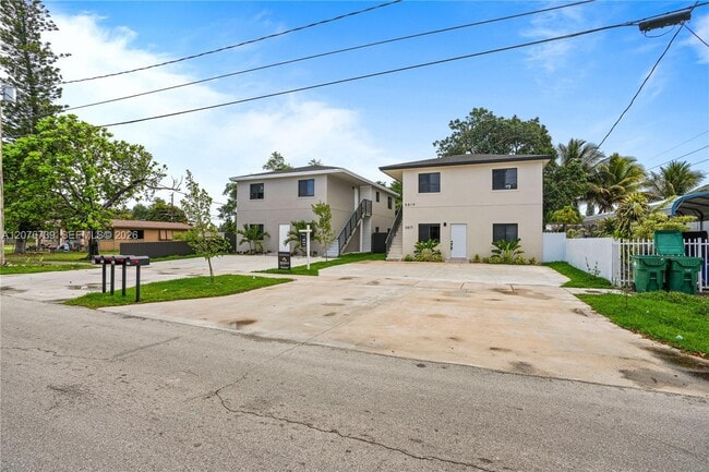 Building Photo - 5817 NW 30th Ave