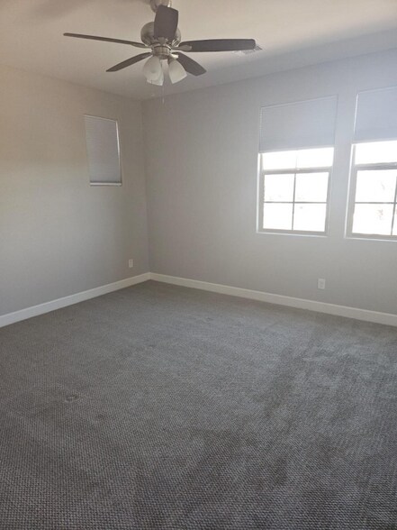 Building Photo - 4362 S Gardenia Dr