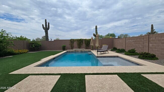 Building Photo - 26770 N 71st Dr