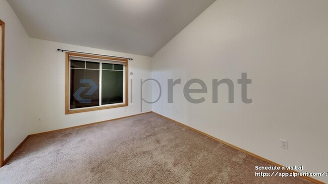 Building Photo - 12047 33rd Ave NE