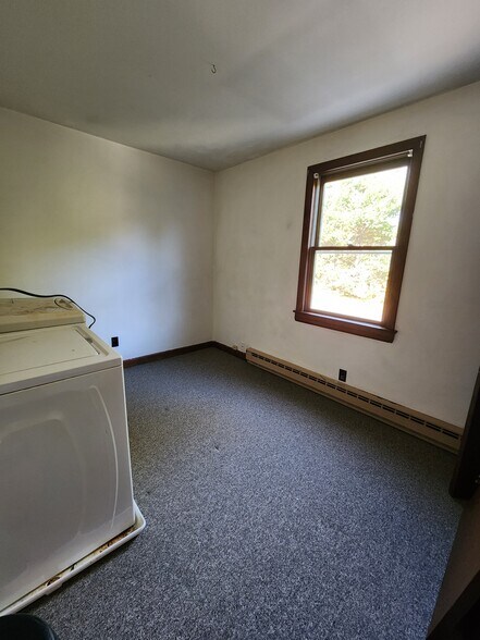 2nd bdrm/laundry - 269 E Main St