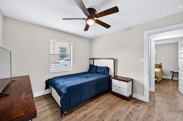 Building Photo - 604 E Summit St