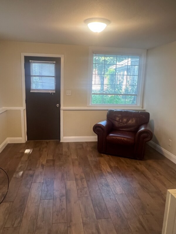 Building Photo - 211 Pennsylvania Ave