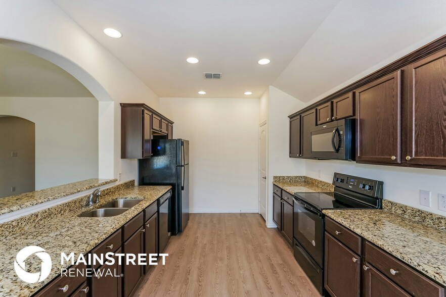 Building Photo - 1609 Portofino Dr