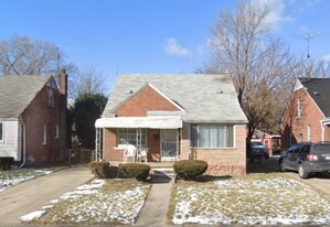Building Photo - 12603 Duchess St