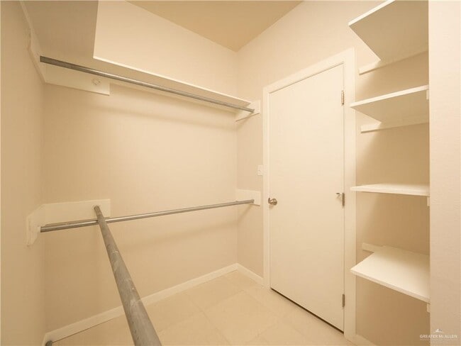 Building Photo - 1511 Salvia St