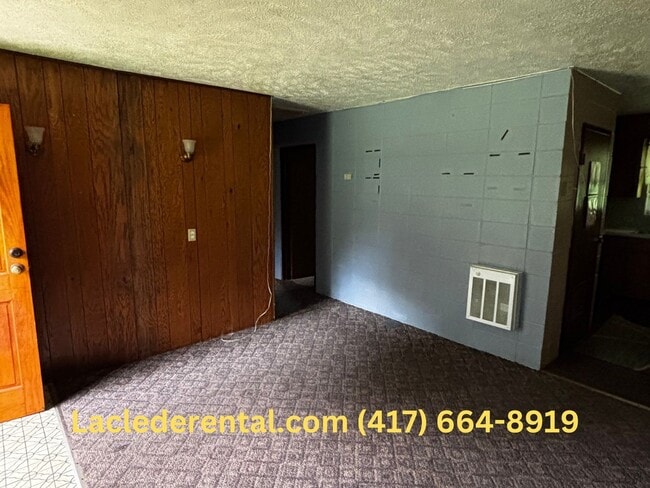 Building Photo - 3 Bed/ 1 Bath House