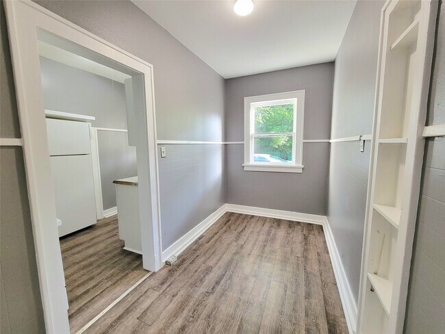Building Photo - 1238 Peden St