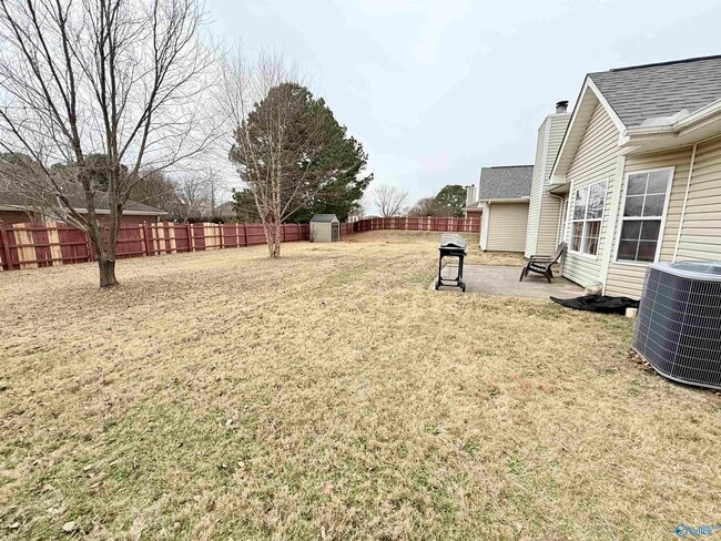 Building Photo - 122 Wyeth Dr