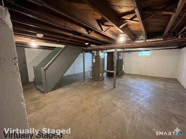 Building Photo - 427 Westford Dr