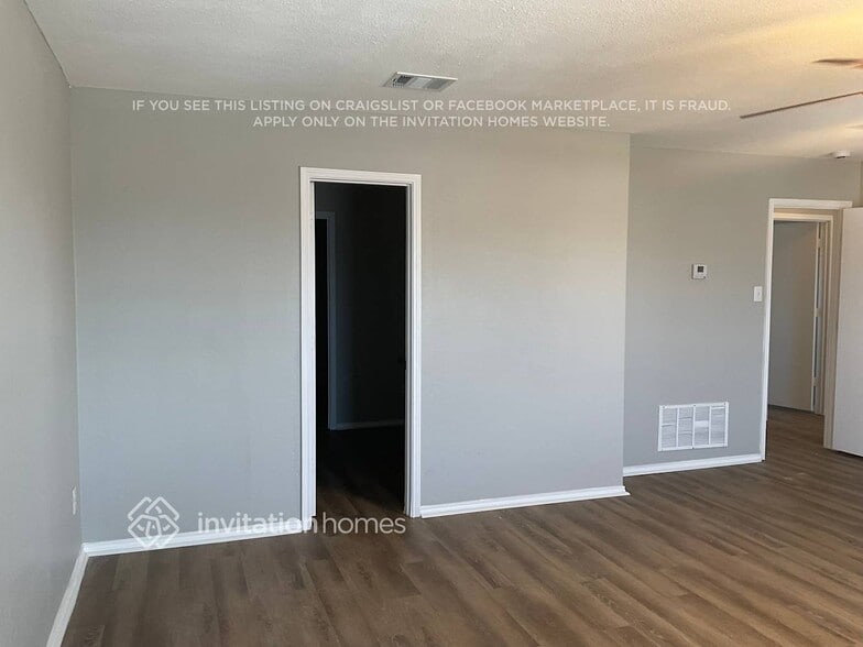 Building Photo - 3012 Cesareo Dr