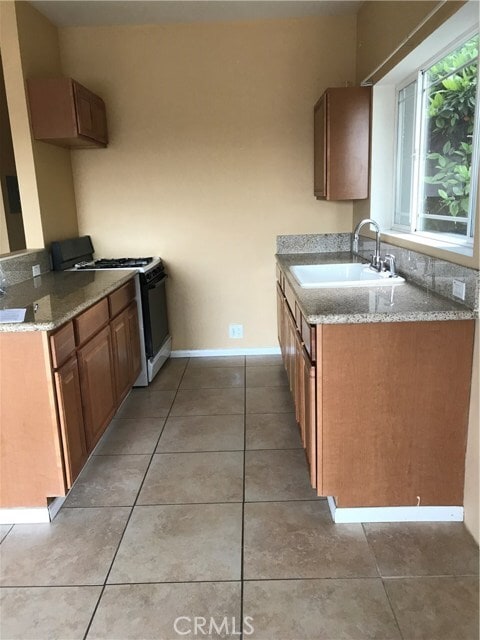 Building Photo - 539 S Cabrillo Ave