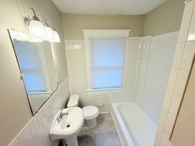 Building Photo - Move-In Ready 3-Bedroom Home in Memphis – Limited Time Offer