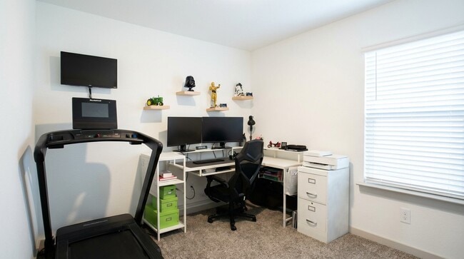 Building Photo - 12918 Wempe Wy