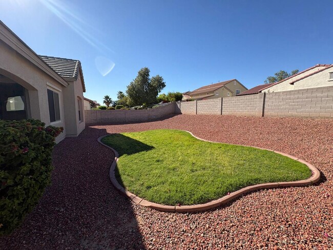 Building Photo - 15234 W Voltaire St