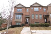Building Photo - 1660 Jardin Ct