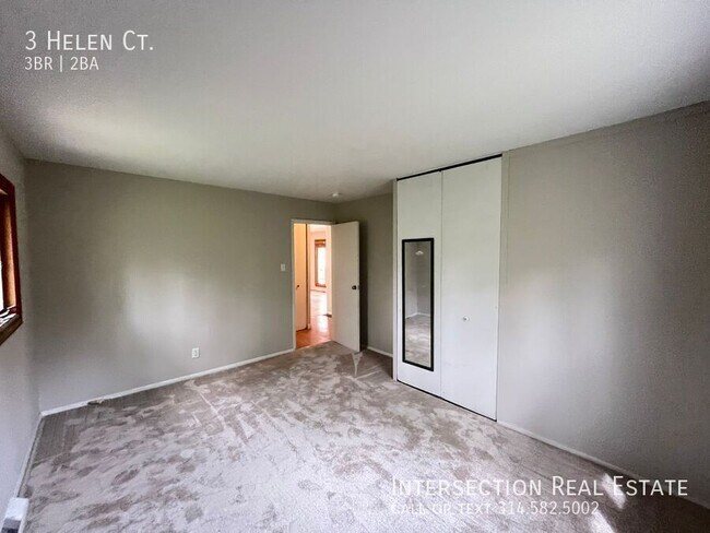 Building Photo - 3 Helen Ct