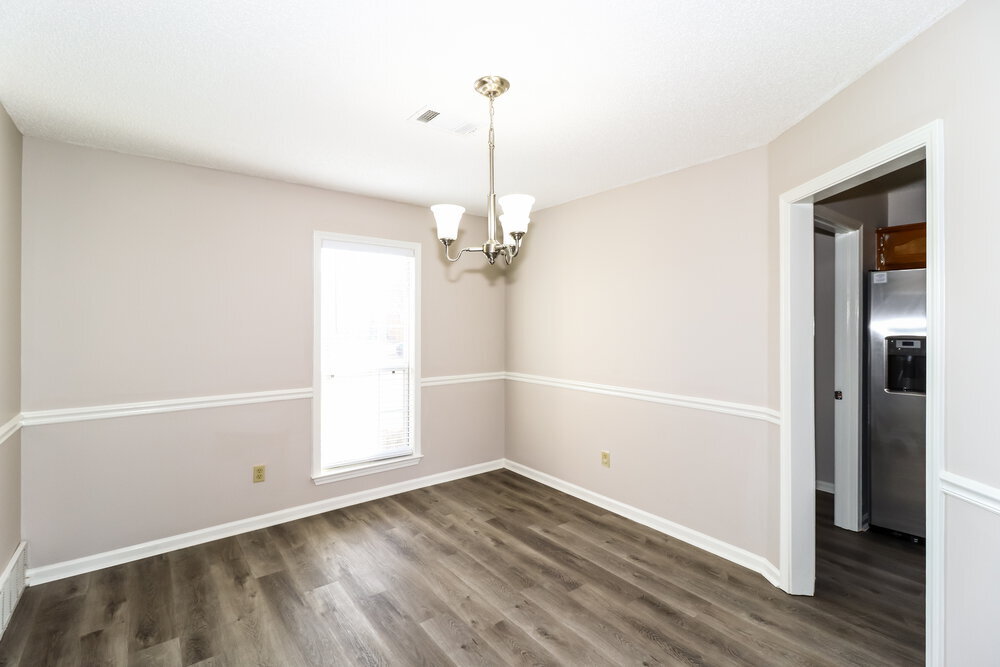 Building Photo - 8262 Red Creek Dr