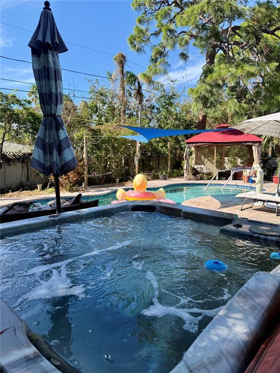 Building Photo - 1664 Bayshore Blvd