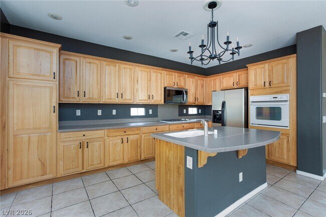 Building Photo - 4378 Prada Pl