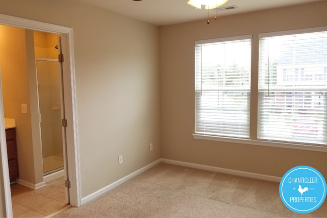 Building Photo - 506 Berry Chase Way
