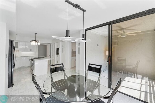 Building Photo - 7579 Imperial Dr