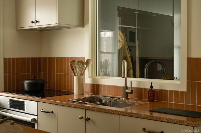 Building Photo - 55 Nordic Dr