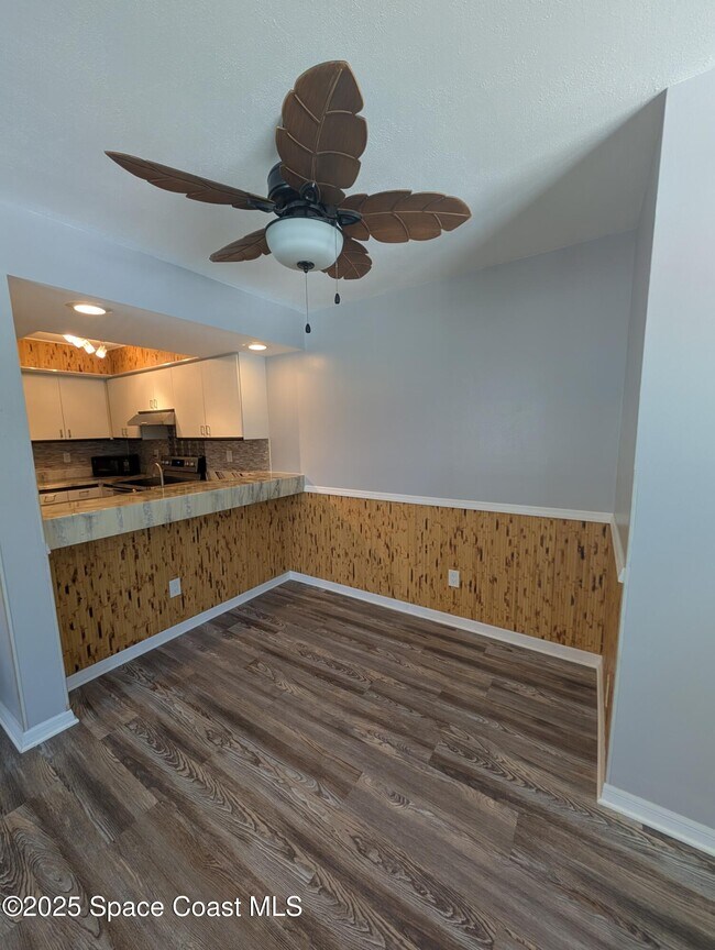 Building Photo - 2969 Sir Hamilton Cir