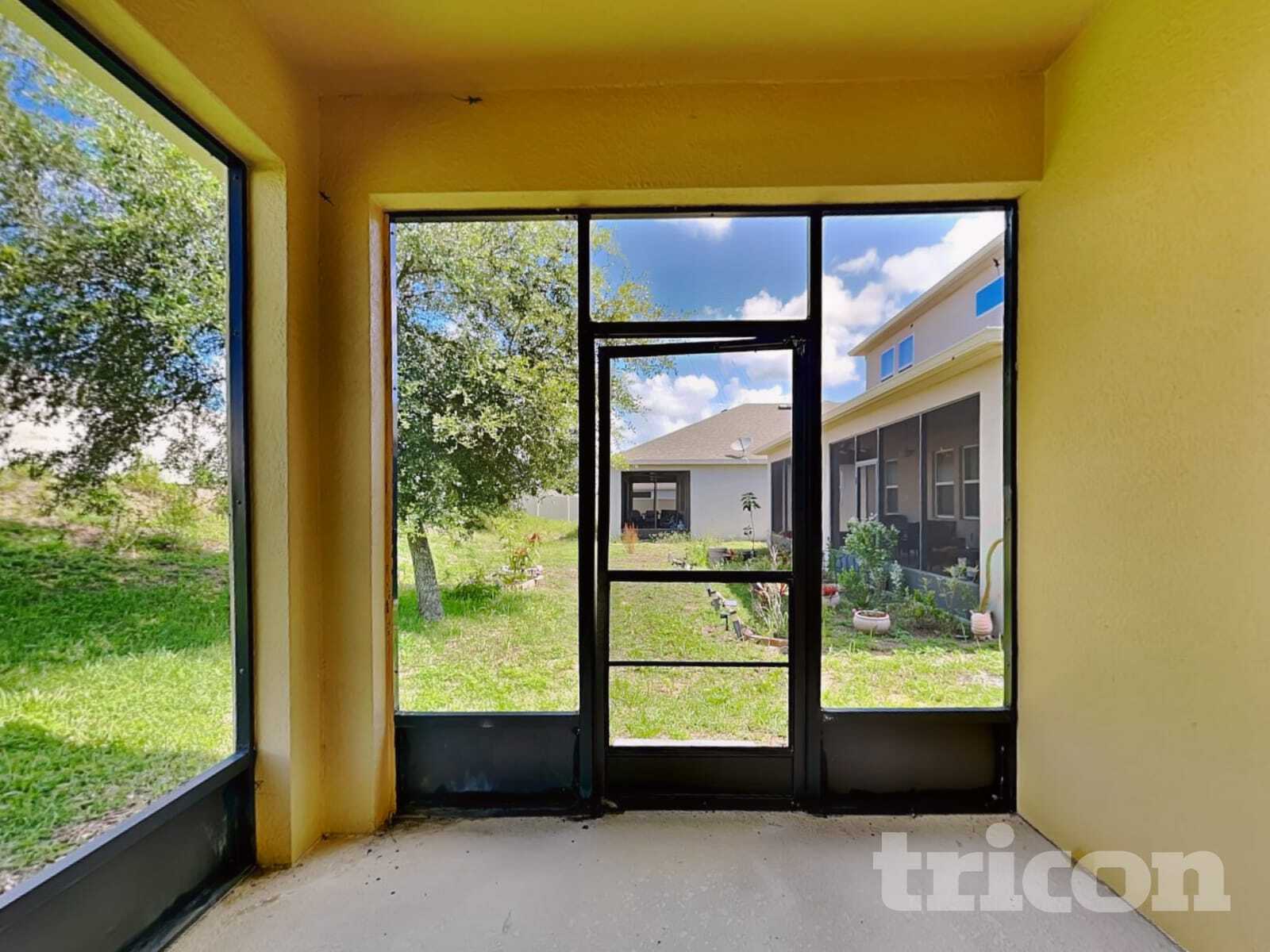 Building Photo - 2361 Sanderling St