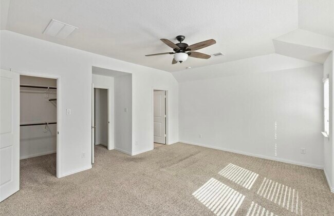 Building Photo - 130 Moon Dance Ct