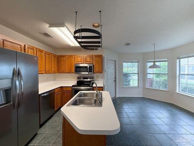 Building Photo - 1039 E Maxwell St