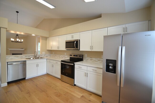 Building Photo - 12307 Sleeping Bear Rd
