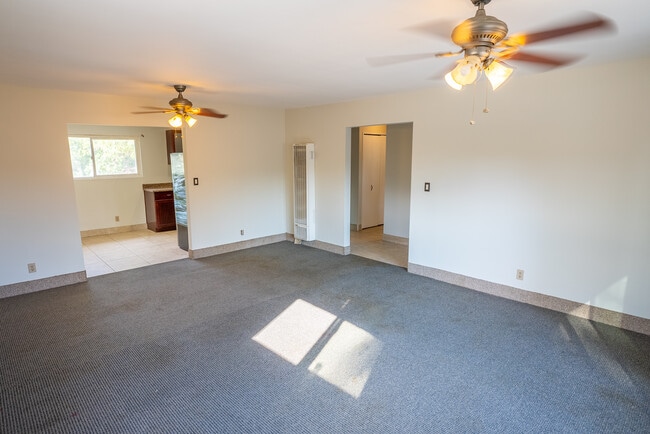 Building Photo - 20724 Palomar St