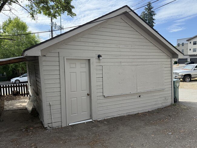 Building Photo - 303 E Indiana Ave