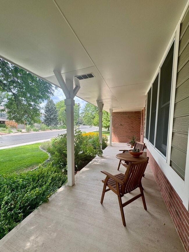 Building Photo - Beautiful Fort Collins Home with Golf Cour...