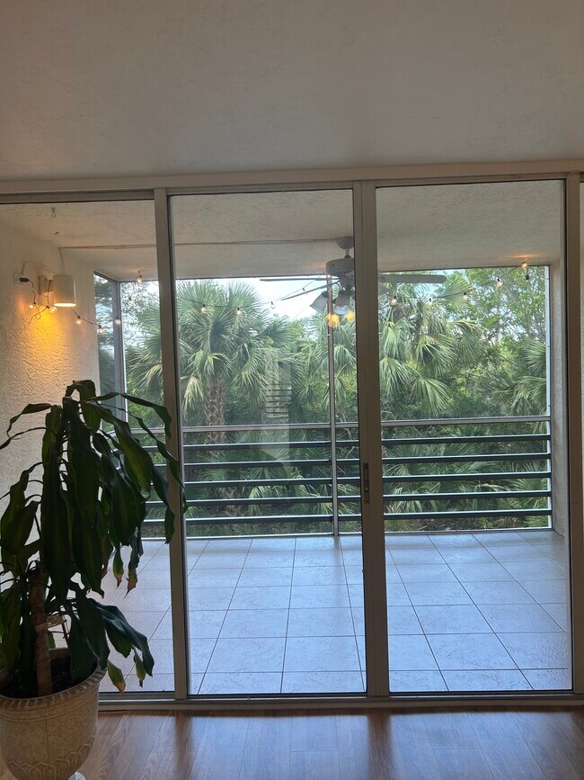 Primary Photo - 15171 Cedarwood Ln