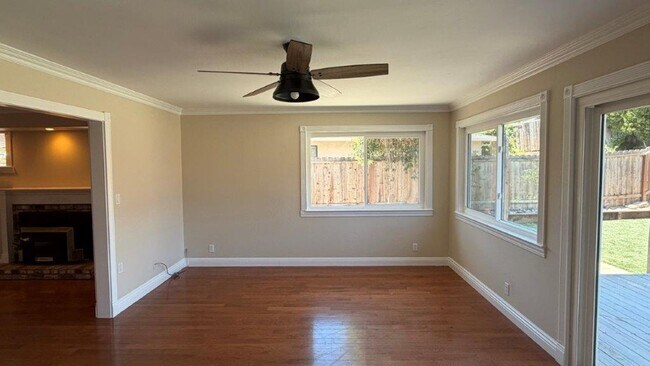 Building Photo - Beautiful Updated 4-Bedroom Martinez Home with Hardwood Floors,  Backyard & Gardener Included