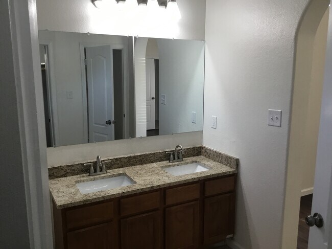 Building Photo - 3809 Calming Meadows Ct