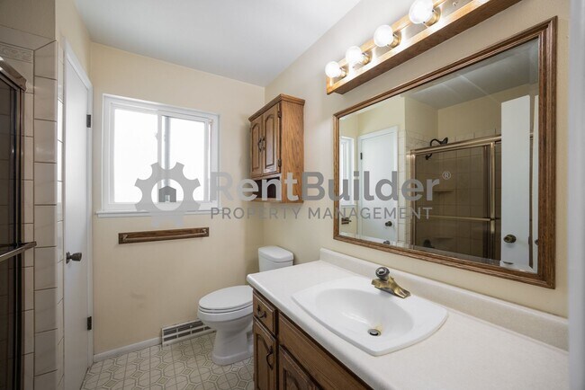 Building Photo - CALL US TODAY AT (505) 808-6467 TO SCHEDUL...