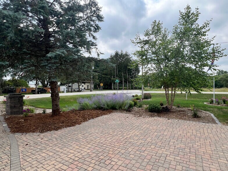 Building Photo - 6505 10th St SE