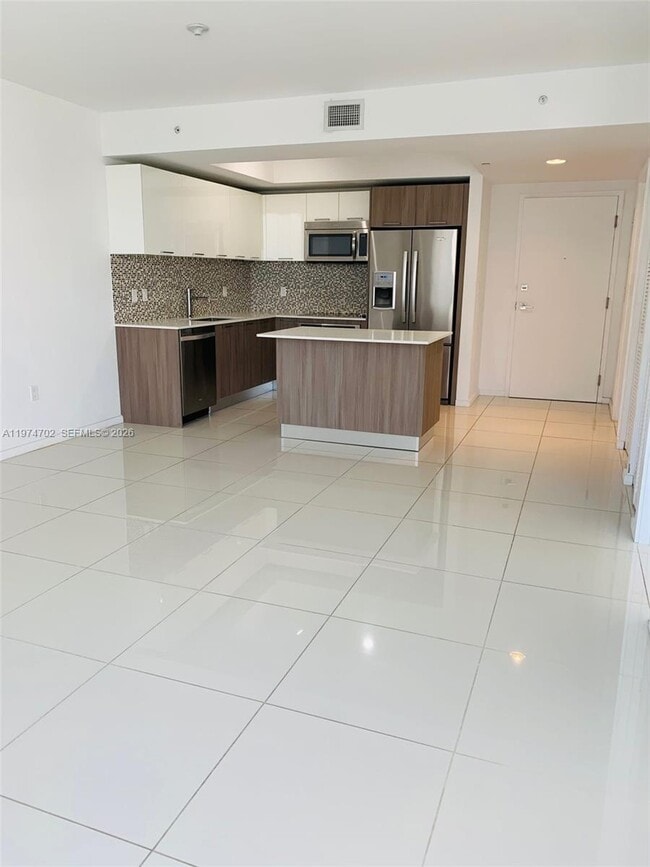 Building Photo - 5252 NW 85th Ave