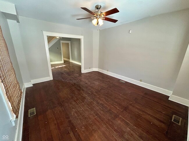 Building Photo - 235 N Oxford St