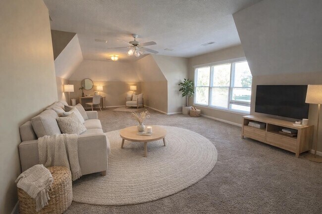 Building Photo - 1440 Asbury Dr