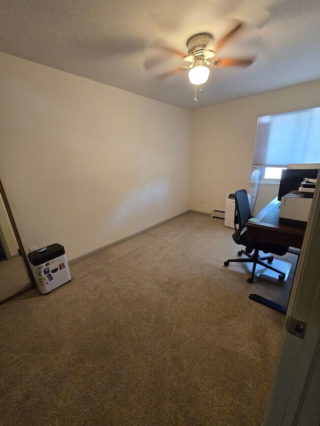 Building Photo - 1541 Adriel Ct