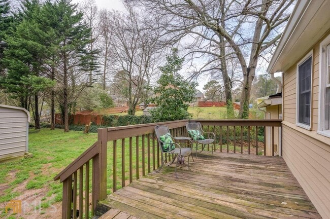 Building Photo - 2907 Oxford Way NW